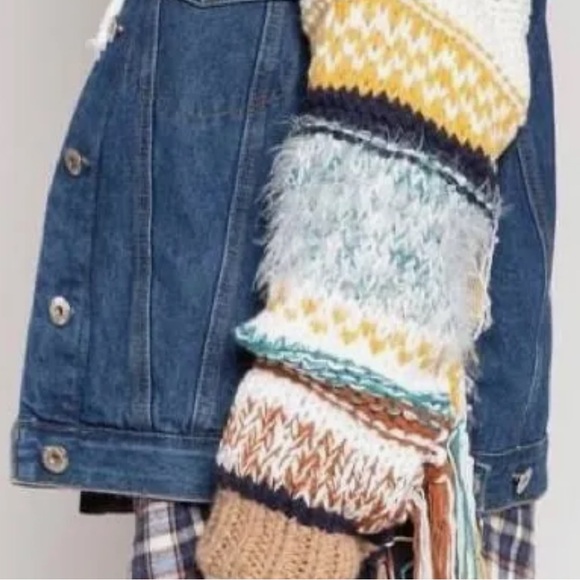 POL Denim Crochet Jacket with Fringe. Size Medium. Great condition. - Picture 6 of 16